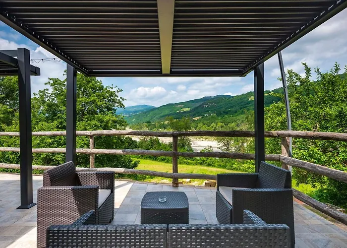 Agroturismo Il Salice Tizzano Val Parma